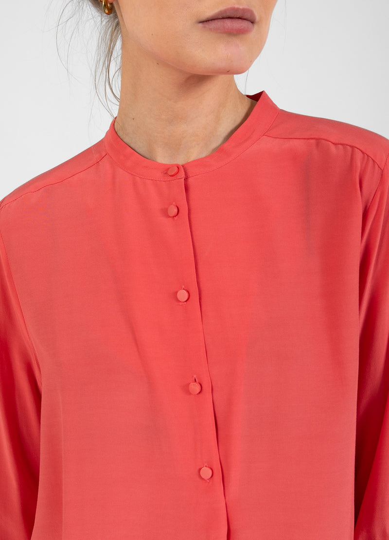 Coster Copenhagen BLOUSE MET GEVOUWEN KNOPENBIES Shirt/Blouse Hot coral - 685