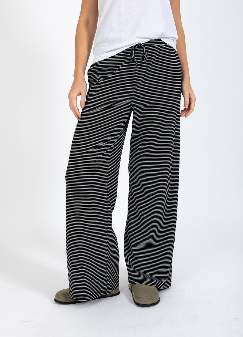 CC Heart CC HEART ELYSE LOSSE JERSEY BROEK Pants Black/white stripe - 102