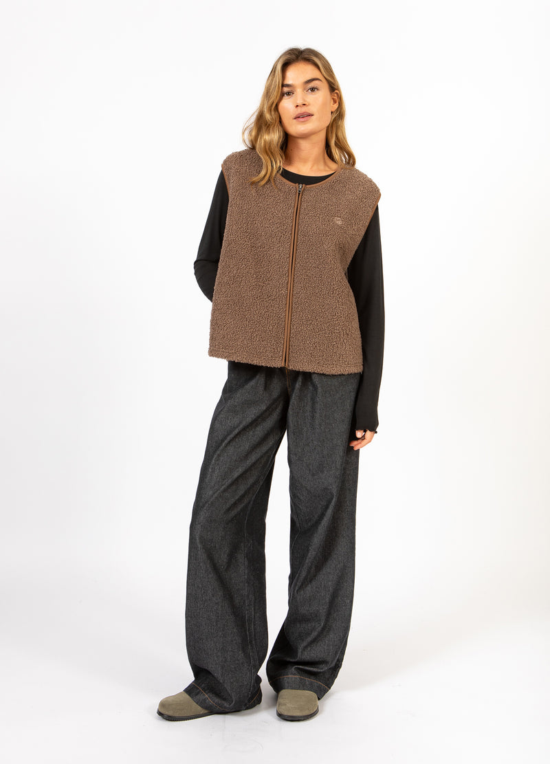 CC Heart CC HEART JAMIE FLEECE VEST Outerwear Light nougat - 378
