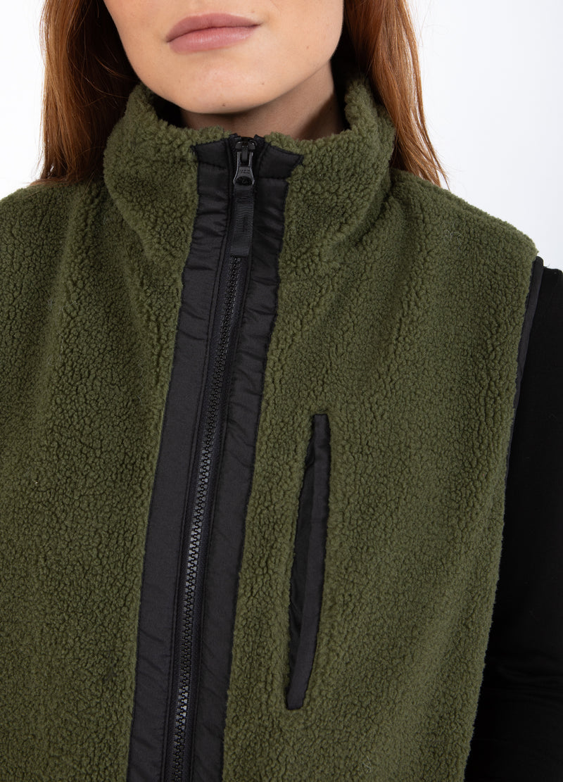 CC Heart CC HEART LENNON MIX PILE VEST Outerwear Army/black - 457