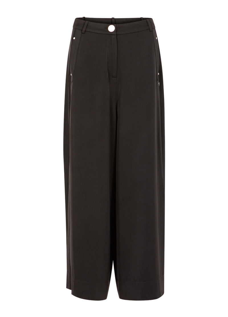 Coster Copenhagen GLANZENDE WIJD UITLOPENDE BROEK - PETRA PASVORM Pants Black - 100