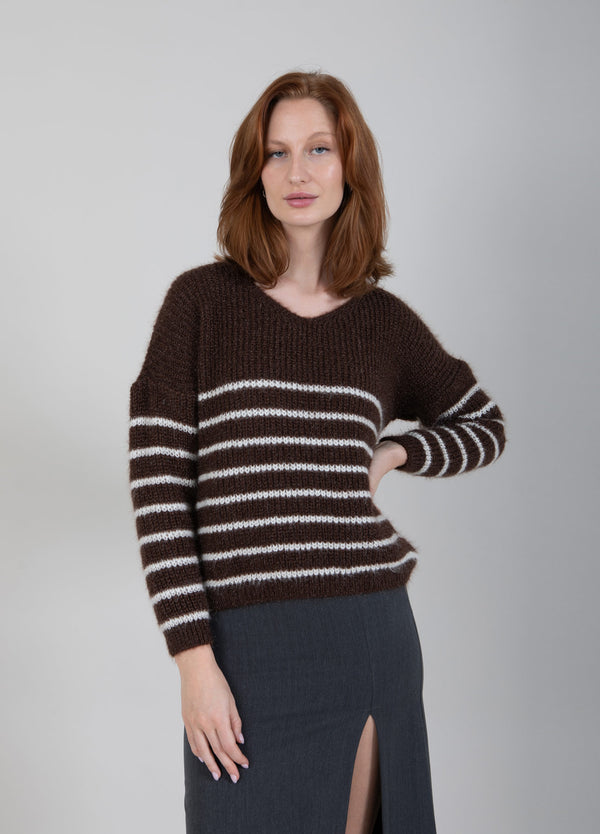 CC Heart KNIT WITH STRIPES Knitwear Brown - 317