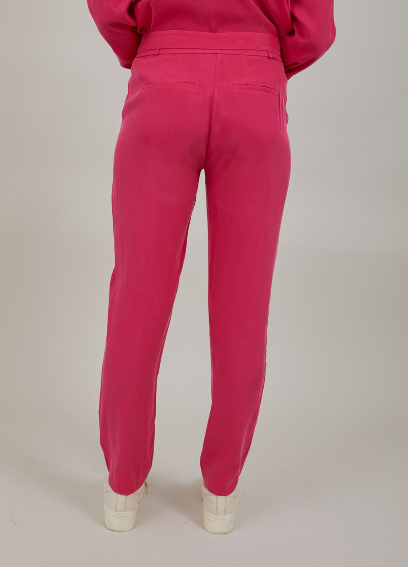 Coster Copenhagen  PANTS IN CUPRO - STELLA FIT Pants Bright sunrise - 679