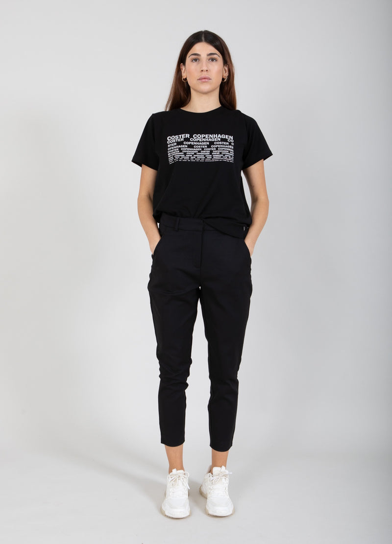 Coster Copenhagen T-SHIRT MET LOGO - MIDDELMOUWEN T-Shirt Black - 100