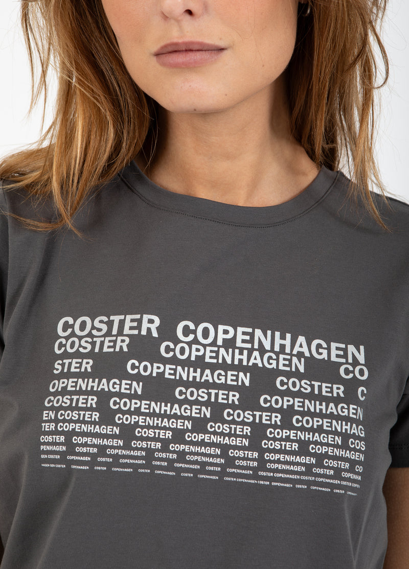 Coster Copenhagen T-SHIRT MET LOGO - MIDDELMOUWEN T-Shirt Volcanic grey - 188