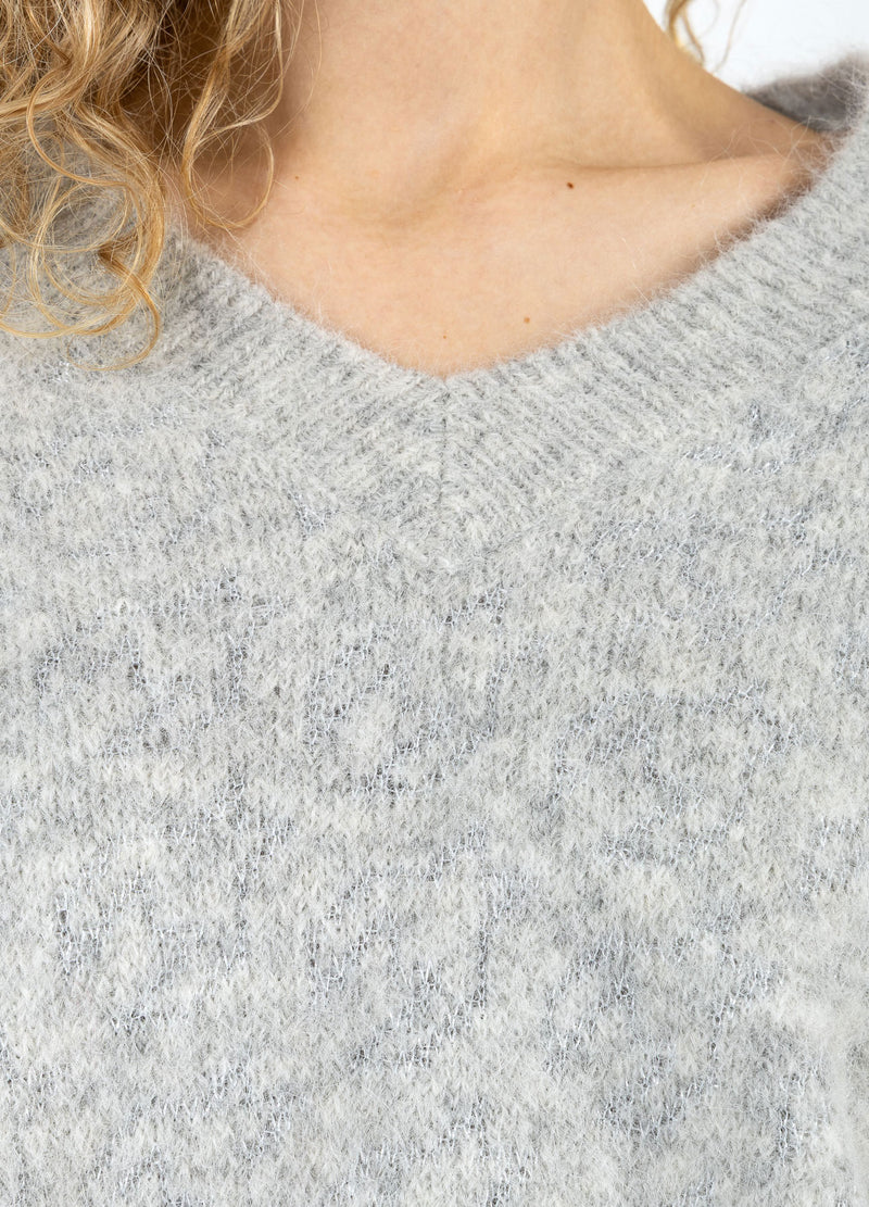 Coster Copenhagen V-hals met zilveren pied-de-poule Knitwear Mist grey - 121