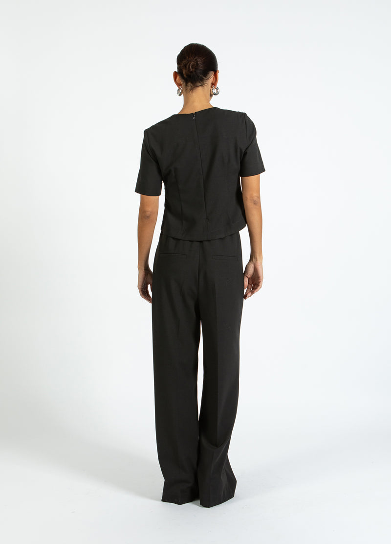Coster Copenhagen WIJDE PANTALONS - SLIMME PASVORM Pants Black - 100
